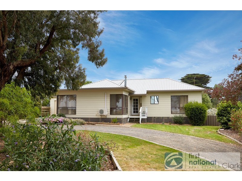 225 Williamsons Rd, Nilma North VIC 3821