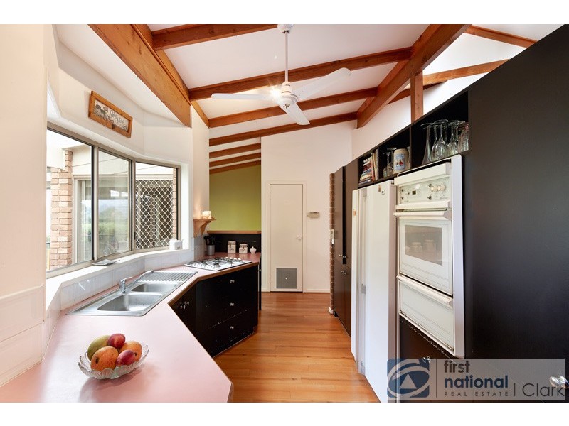 9 Wallace Crescent, Drouin VIC 3818