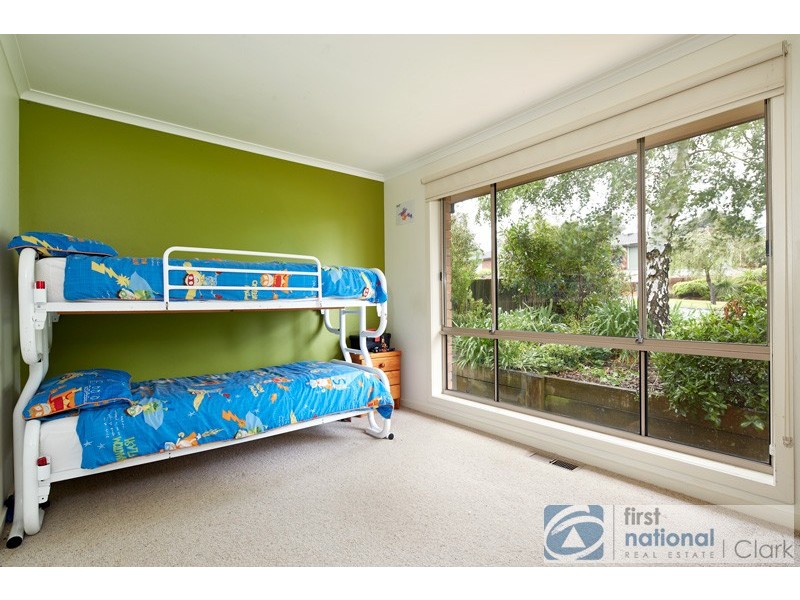 9 Wallace Crescent, Drouin VIC 3818