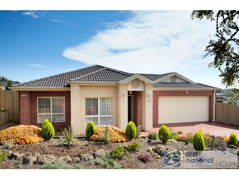 17 Munro Street, Warragul VIC 3820