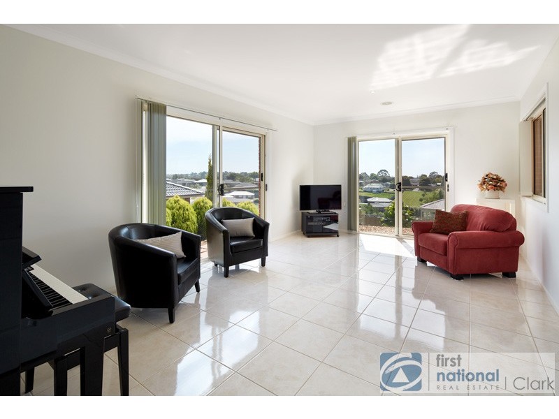 17 Munro Street, Warragul VIC 3820