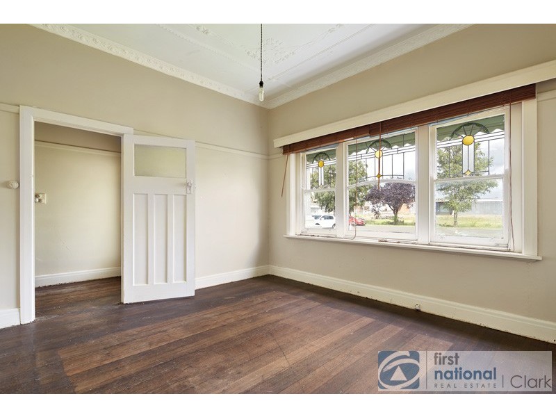 16 Gladstone Street, Warragul VIC 3820
