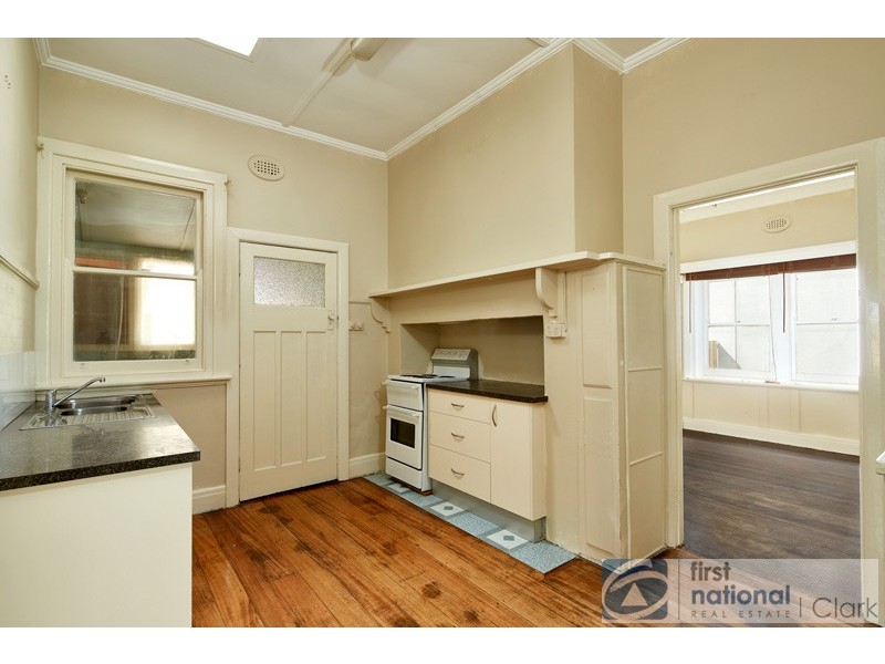 16 Gladstone Street, Warragul VIC 3820