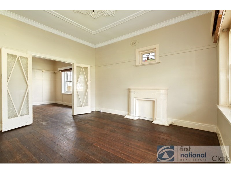 16 Gladstone Street, Warragul VIC 3820