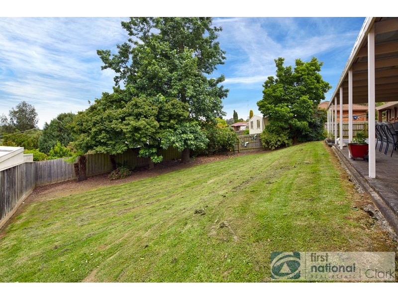 5 Acacia Street, Drouin VIC 3818