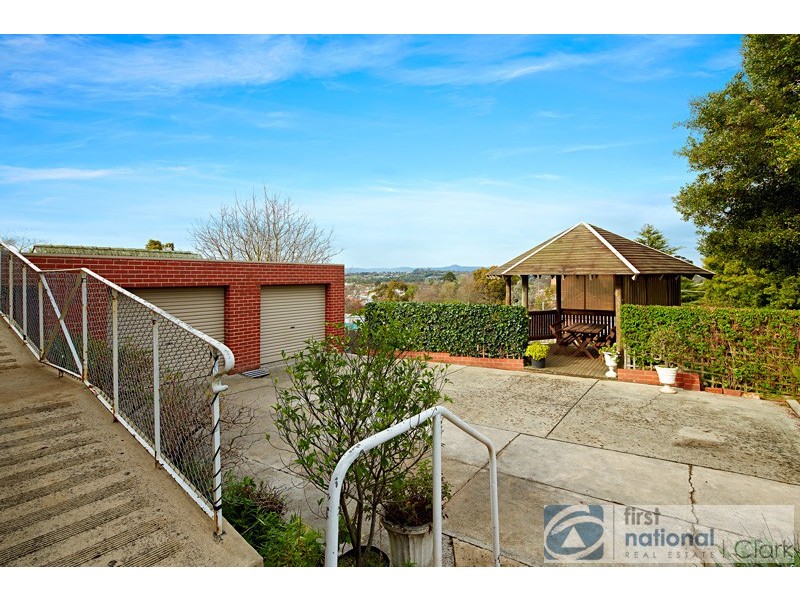 24 Clifford Street, Warragul VIC 3820