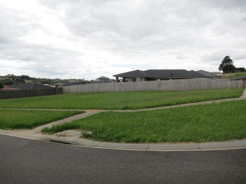 28 Bladen Street, Warragul VIC 3820