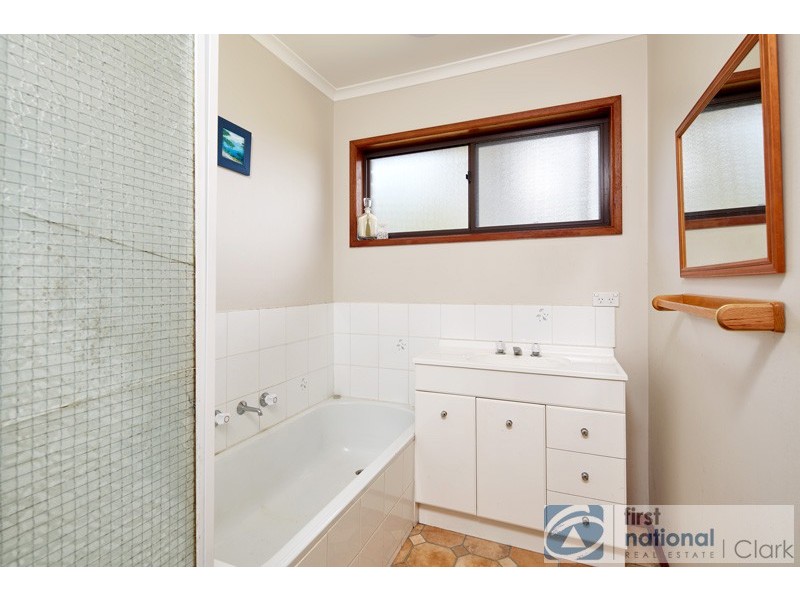 24 Waratah Drive, Warragul VIC 3820