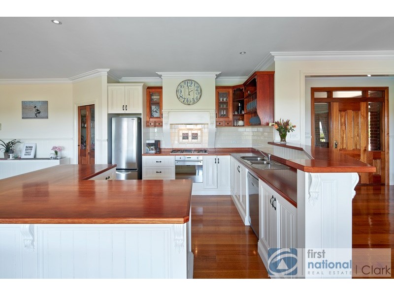 5 Larkones Court, Warragul VIC 3820