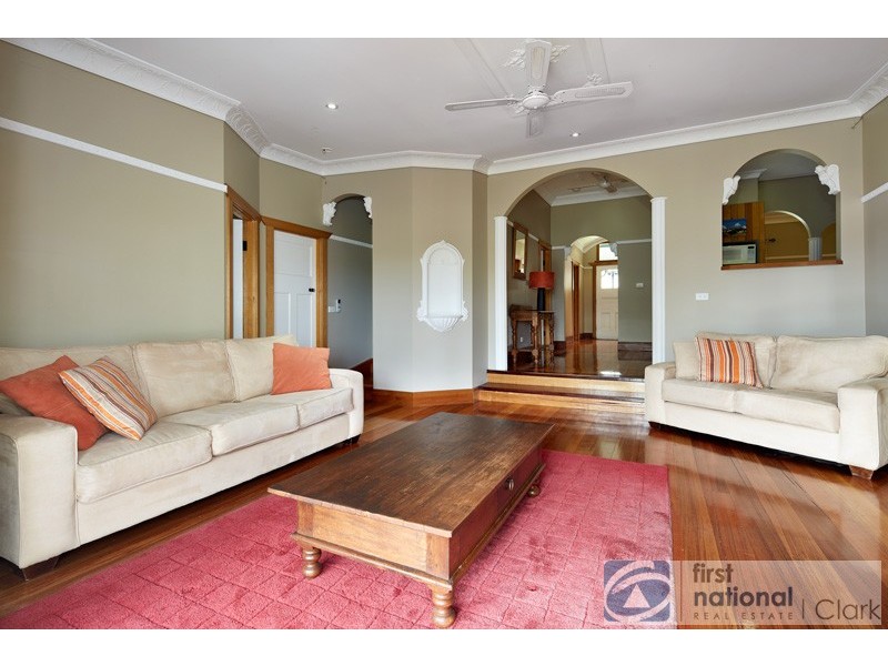 13 Hearn Street, Drouin VIC 3818