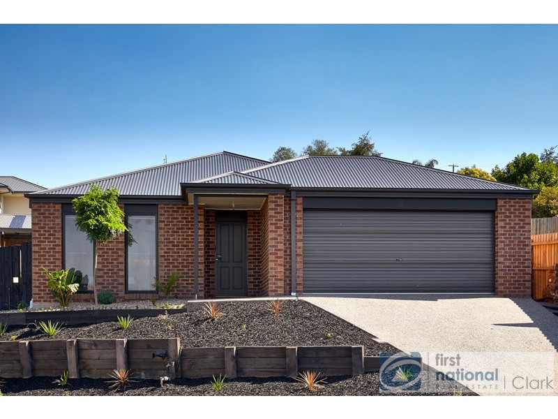 6 Melzak Way, Warragul VIC 3820