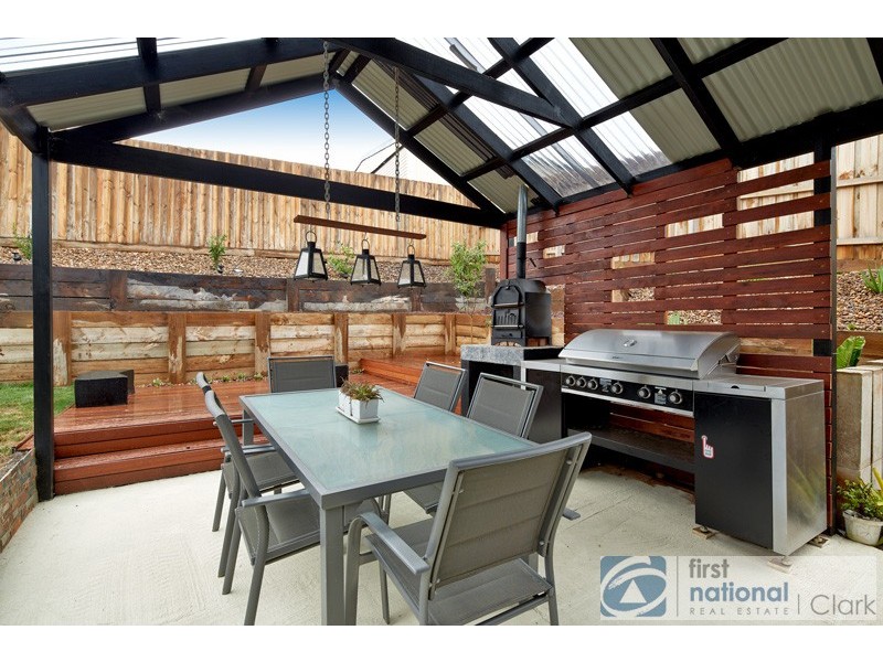 6 Melzak Way, Warragul VIC 3820