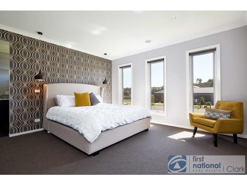 10 Kensington Drive, Warragul VIC 3820