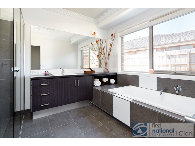 4 Paulan Court, Warragul VIC 3820