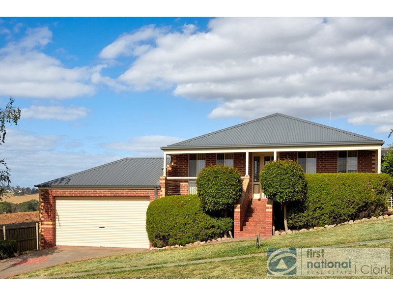 4 County Court, Drouin VIC 3818