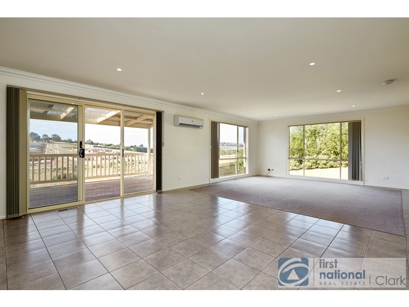 4 County Court, Drouin VIC 3818