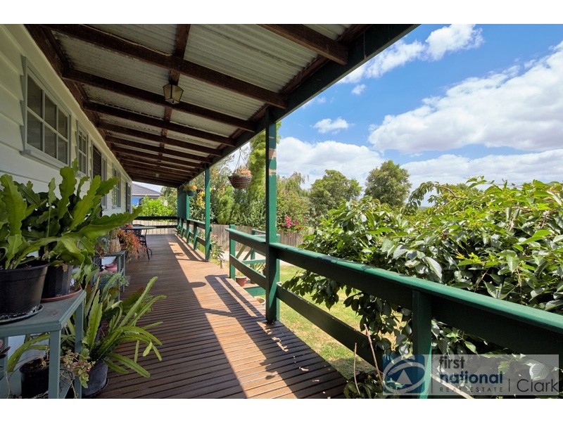 9 Russell Street, Drouin VIC 3818