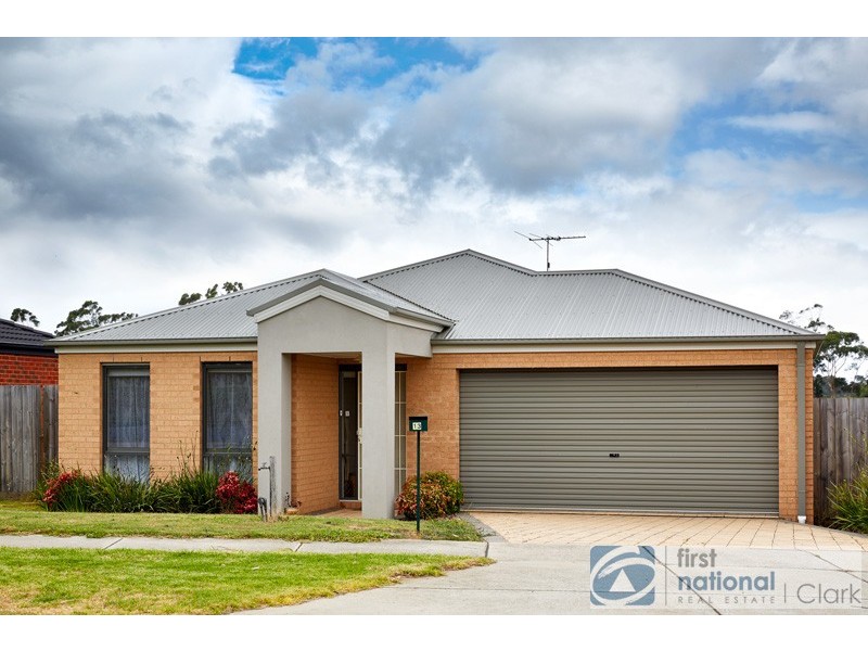 13 Springwater Drive, Drouin VIC 3818