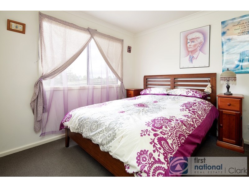 13 Springwater Drive, Drouin VIC 3818