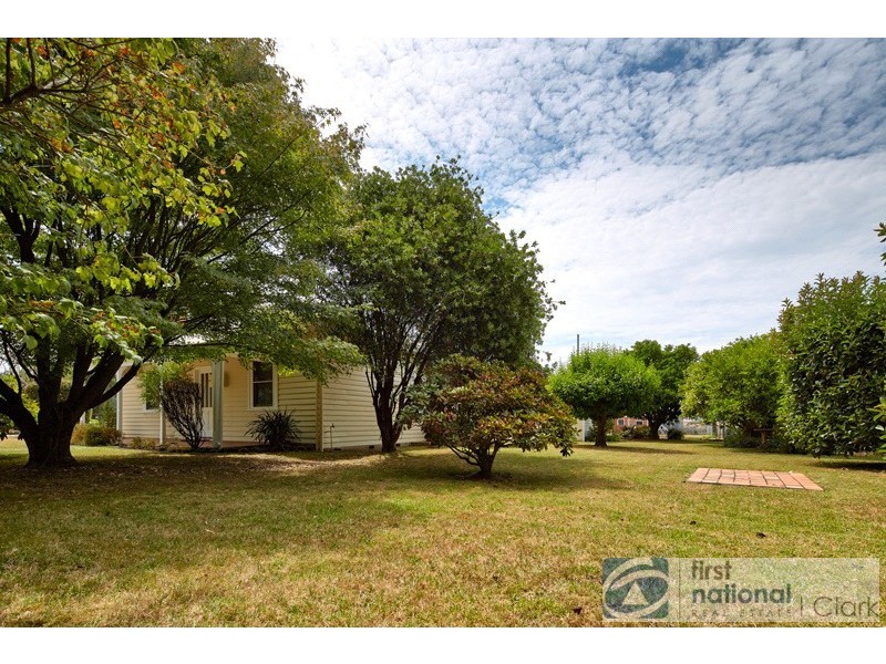 255 Main South Road, Drouin VIC 3818