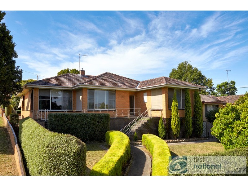 25 Clifford Street, Warragul VIC 3820