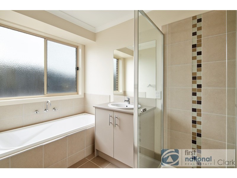 43 Dawson Drive, Warragul VIC 3820