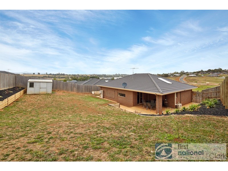 43 Dawson Drive, Warragul VIC 3820