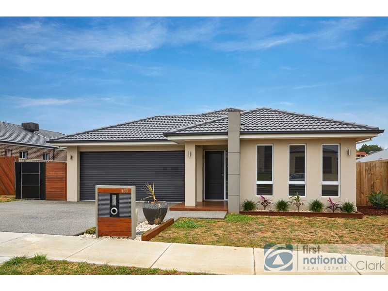 163 Twin Ranges Drive, Warragul VIC 3820