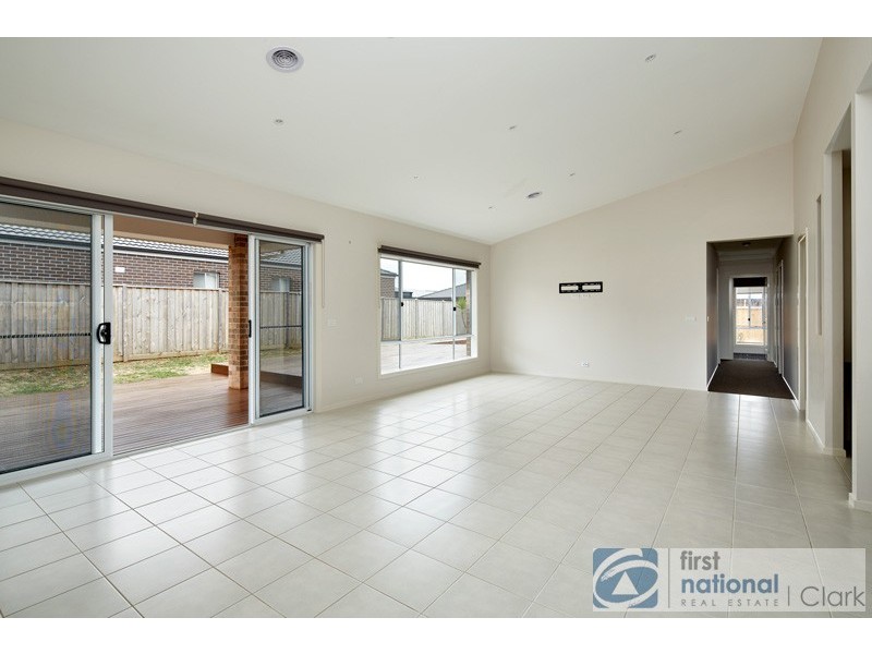 163 Twin Ranges Drive, Warragul VIC 3820
