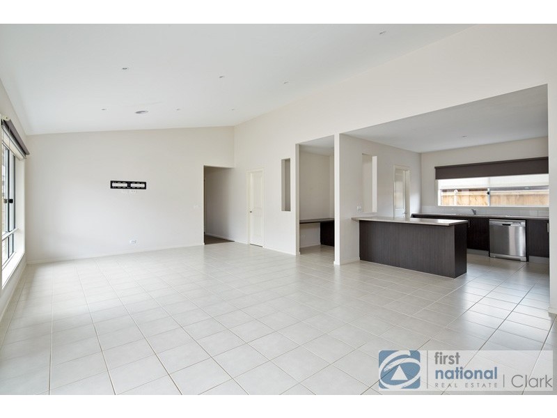 163 Twin Ranges Drive, Warragul VIC 3820