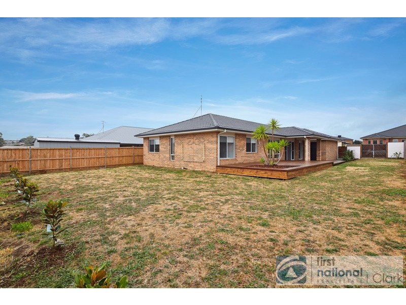 163 Twin Ranges Drive, Warragul VIC 3820