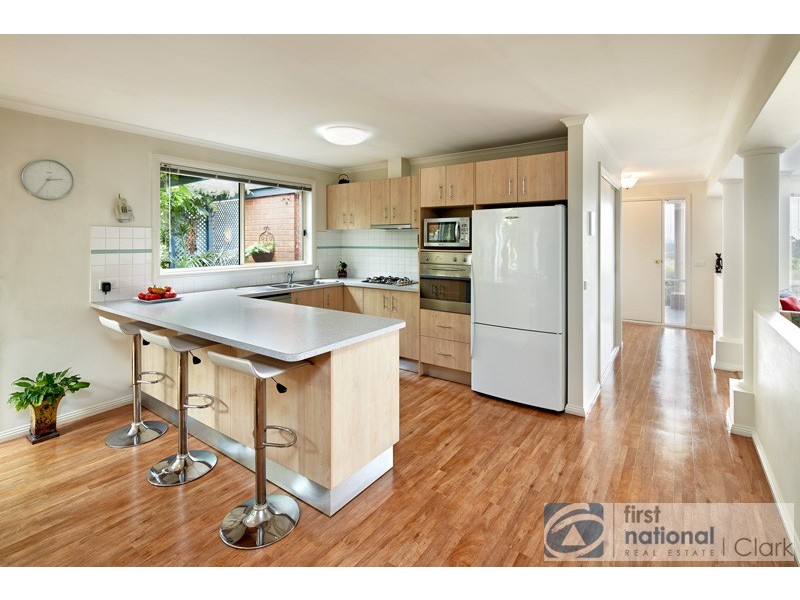 77 Twin Ranges Drive, Warragul VIC 3820