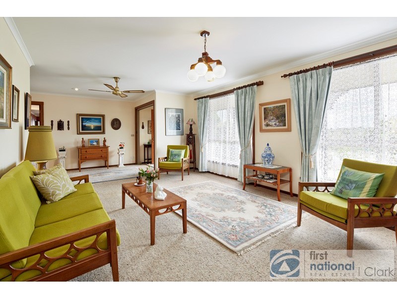 12 Bright Court, Drouin VIC 3818