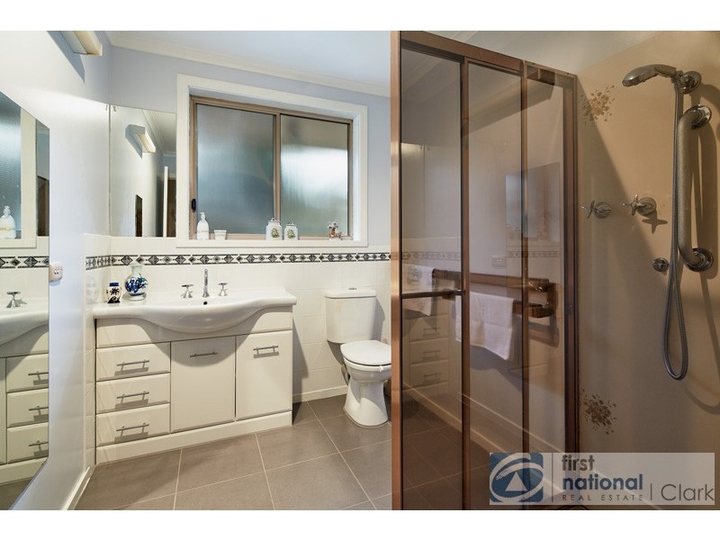 12 Bright Court, Drouin VIC 3818