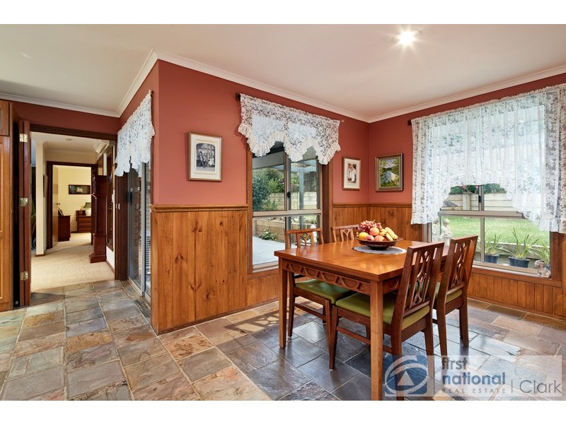 12 Bright Court, Drouin VIC 3818