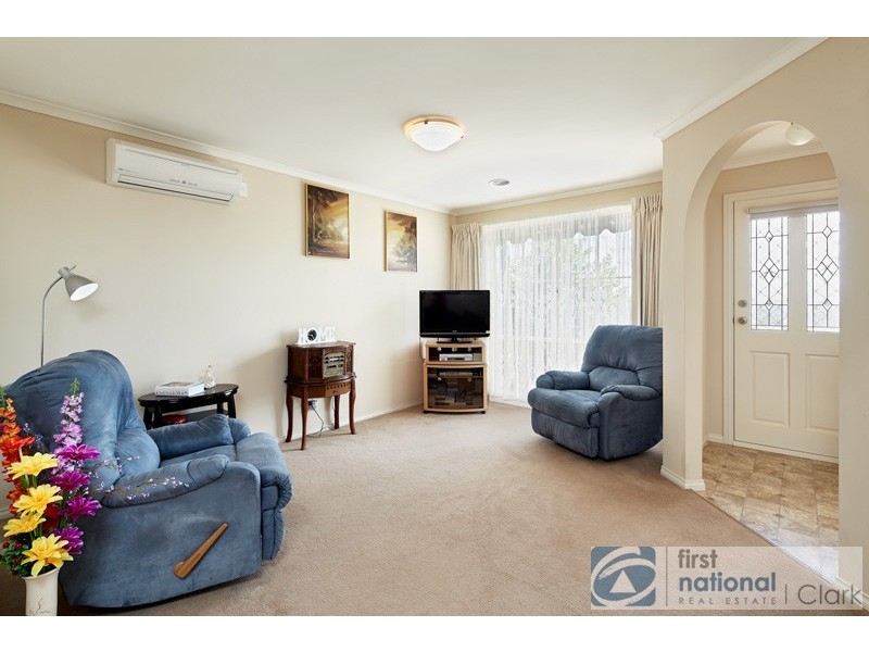 14 Emma Close, Drouin VIC 3818