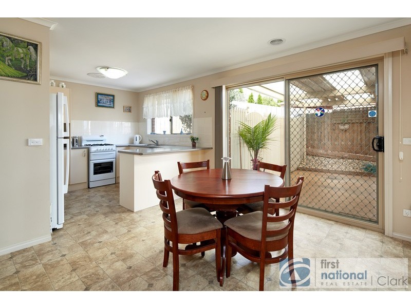 14 Emma Close, Drouin VIC 3818