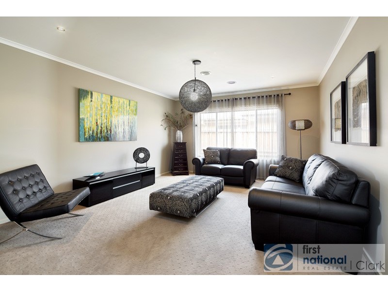 171 Twin Ranges Drive, Warragul VIC 3820
