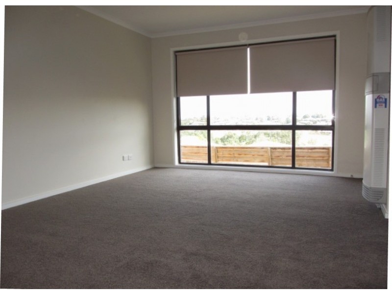 2/137 Brandy Creek Road, Warragul VIC 3820