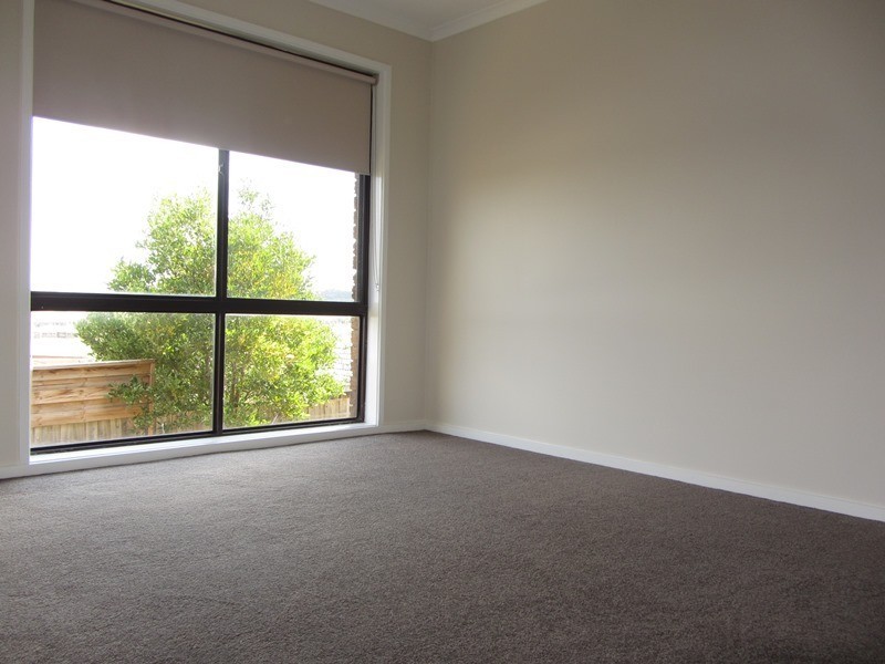 2/137 Brandy Creek Road, Warragul VIC 3820