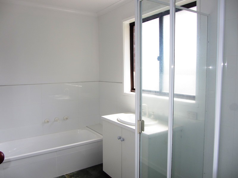 2/137 Brandy Creek Road, Warragul VIC 3820