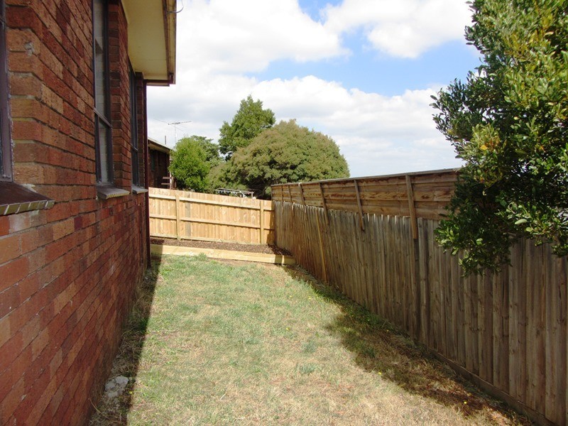 2/137 Brandy Creek Road, Warragul VIC 3820