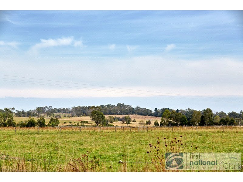 75 Shillinglaw Road, Drouin VIC 3818