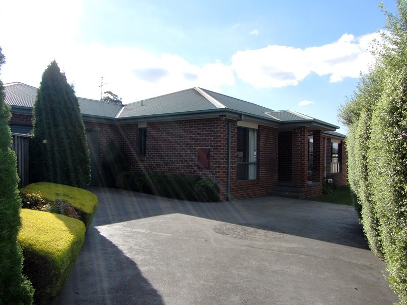 2/14 Banksia Street, Warragul VIC 3820