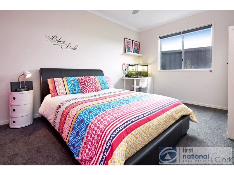 11 Kensington Drive, Warragul VIC 3820