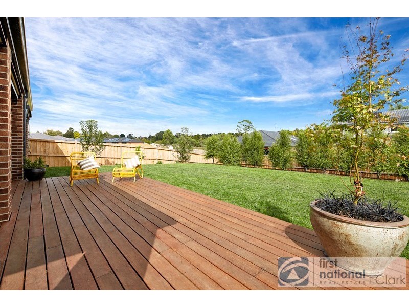 11 Kensington Drive, Warragul VIC 3820