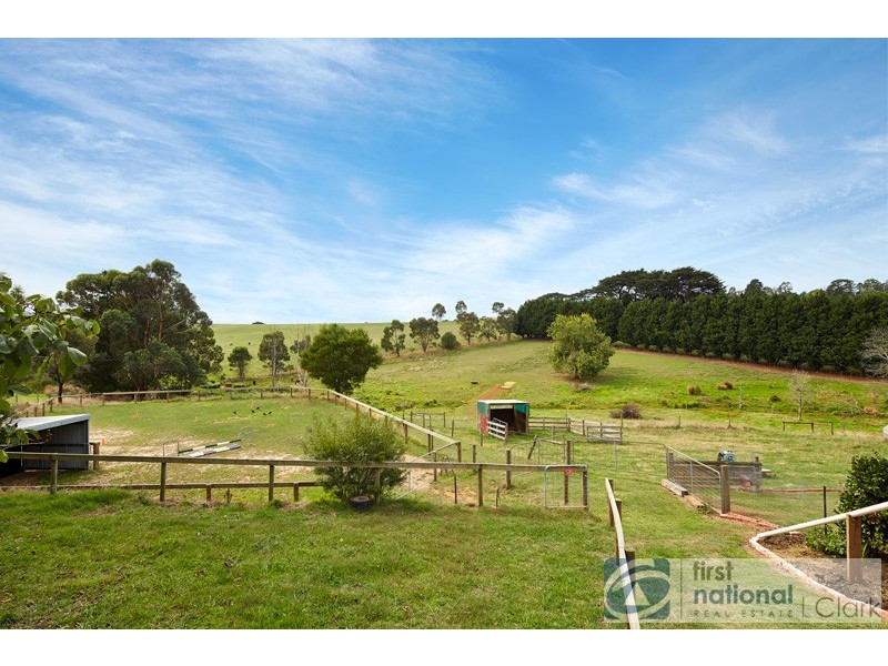 305 East West Road, Warragul VIC 3820