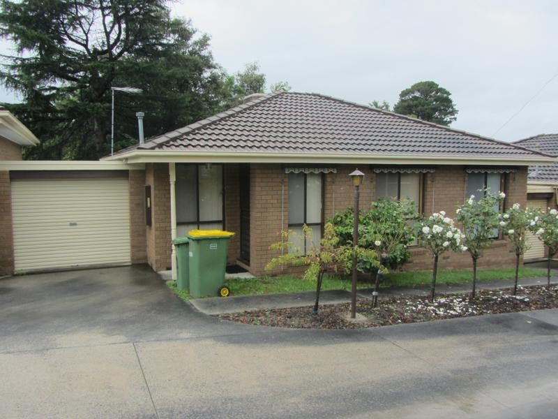 7/27 High Street, Bunyip VIC 3815