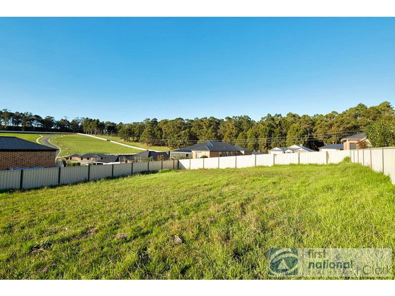 7 Mineral Court, Drouin VIC 3818