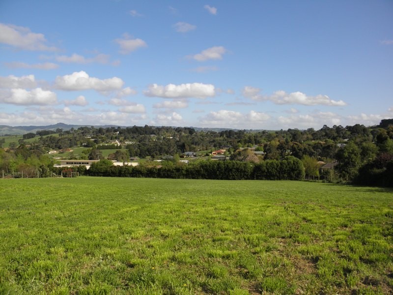 8 Fernery Boulevard, Warragul VIC 3820